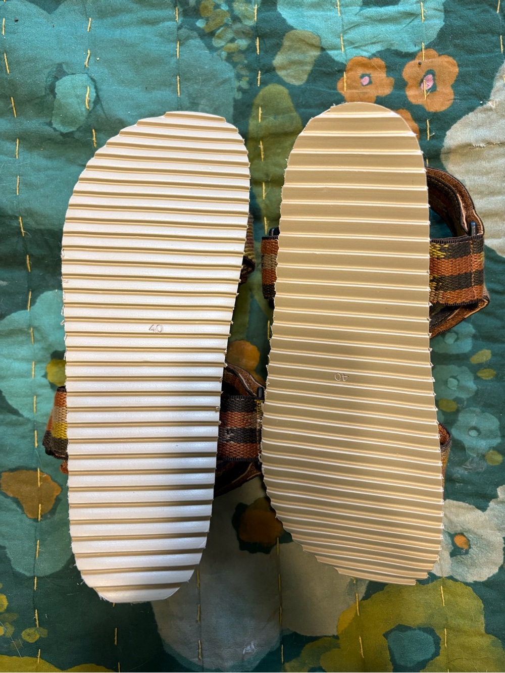 Intentionally Blank Women's Striped Multi-Color Velcro Adjustable Sandals NEW - Picture 5 of 6